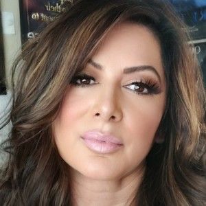 Meet your Posher, Posh